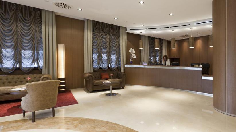 Imagen de los interiores del Hotel Reina Cristina, Teruel. Foto 13