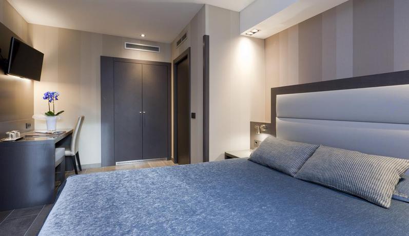 Imagen de la habitación del Hotel Reina Cristina, Teruel. Foto 6