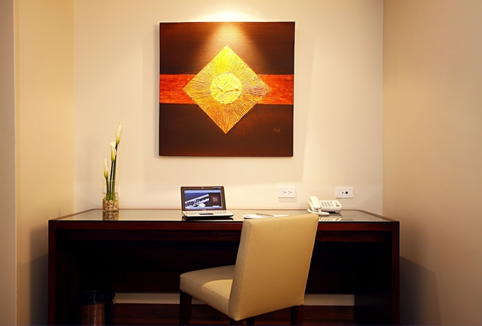 Imagen de la habitación del Hotel Reina Isabel, Quito. Foto 3