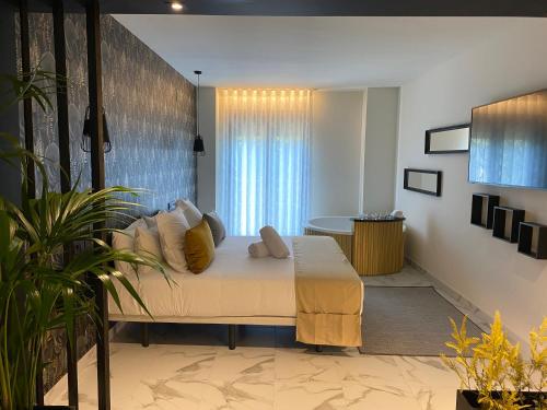 Imagen de la habitación del Hotel Reina Victoria La Plaza. Foto 6