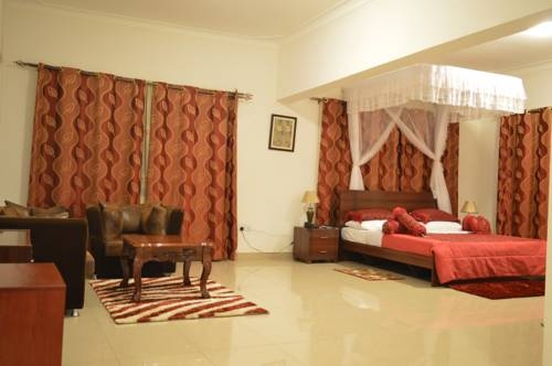 Imagen de la habitación del Hotel Reinah Tourist. Foto 5