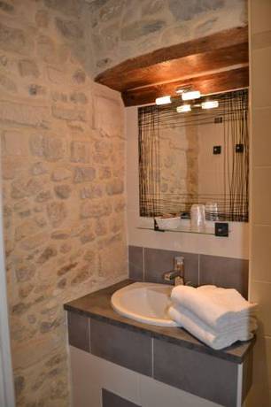 Imagen de la habitación del Hotel Reine Mathilde. Foto 13