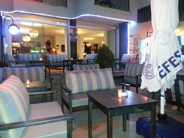 Imagen de los exteriores del Hotel Reis Maris. Foto 9