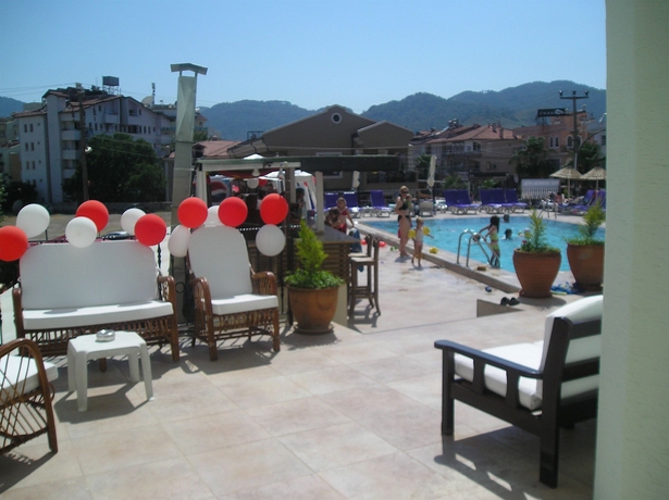 Imagen de los exteriores del Hotel Reis Maris. Foto 10