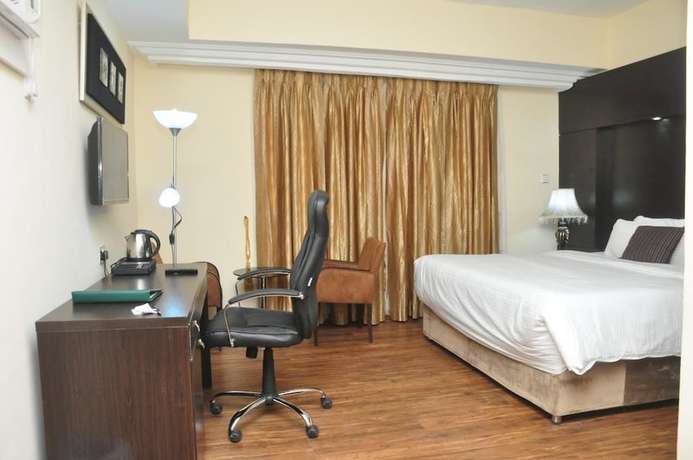 Imagen de la habitación del Hotel Reiz Continental Abuja. Foto 10