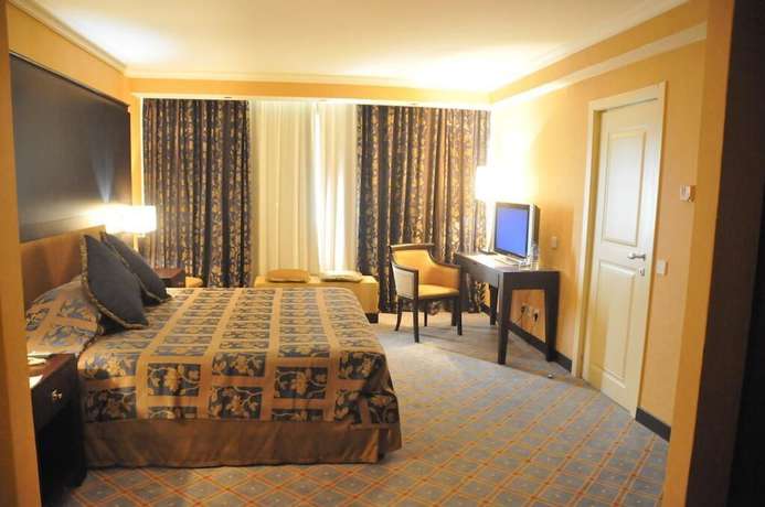 Imagen de la habitación del Hotel Reiz Continental Abuja. Foto 13