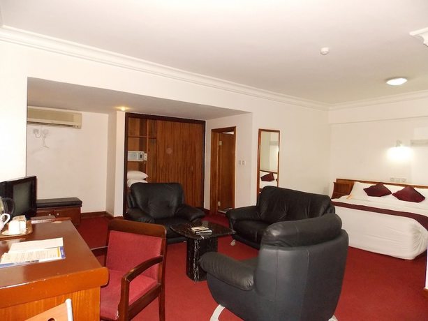 Imagen de la habitación del Hotel Reiz Continental Abuja. Foto 15