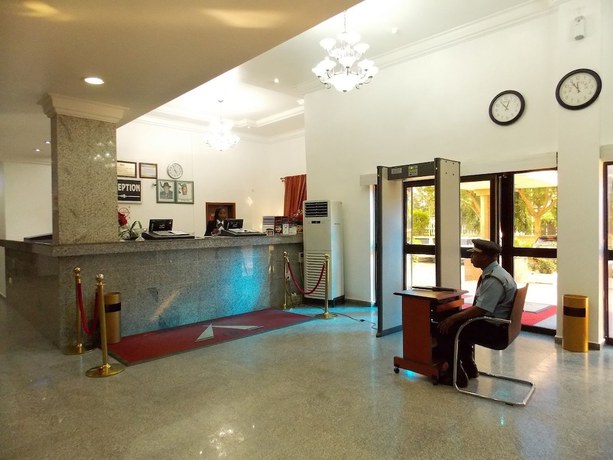 Imagen de los interiores del Hotel Reiz Continental Abuja. Foto 20