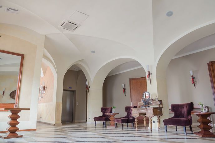 Imagen de los interiores del Hotel Rejs. Foto 19