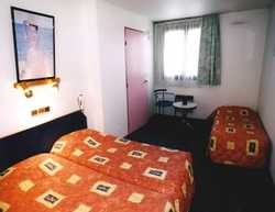 Imagen general del Hotel Relais Akena Melun Senart. Foto 2