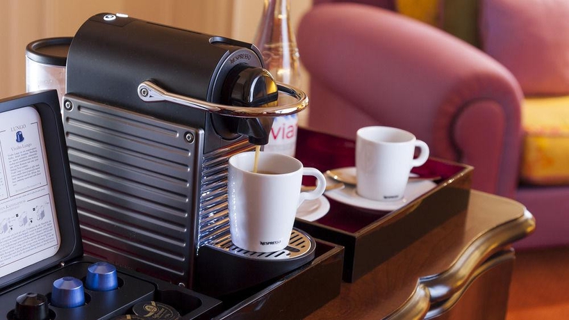 Imagen de la habitación del Hotel Relais And Chateaux Hotel Bulow Palais. Foto 15