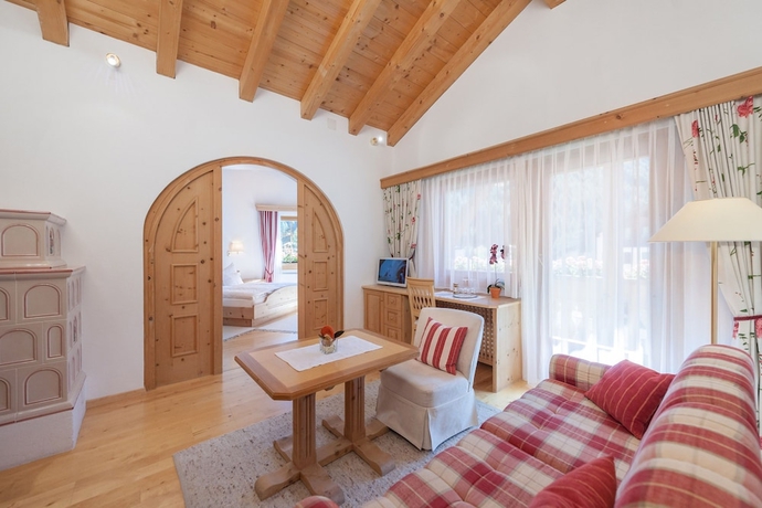 Imagen de la habitación del Hotel Relais Andchâteaux Chasa Montana. Foto 18