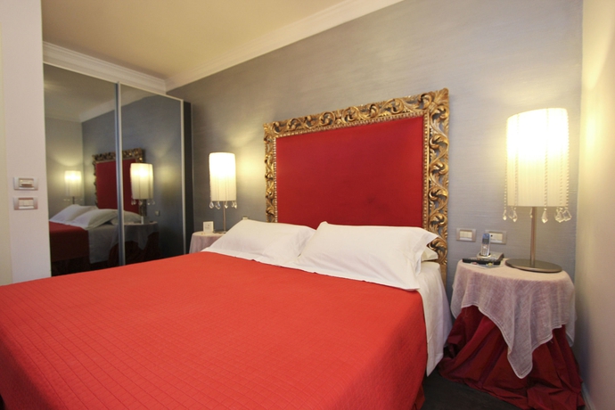 Imagen de la habitación del Hotel Relais Antica Badia - San Maurizio 1619. Foto 5