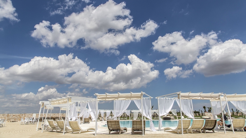 Imagen de la piscina del Hotel Relais Antica Masseria. Foto 15