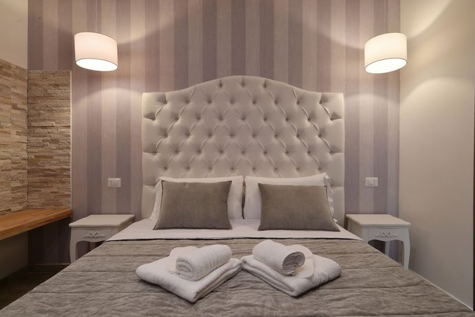 Imagen de la habitación del Hotel Relais Barberini. Foto 4