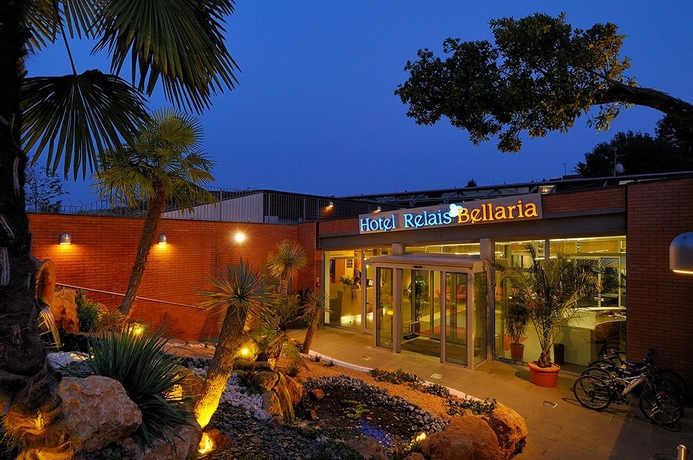 Imagen de la piscina del Hotel Relais Bellaria and Congressi. Foto 16