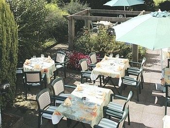 Imagen del bar/restaurante del Hotel Relais Benelux Bale. Foto 4