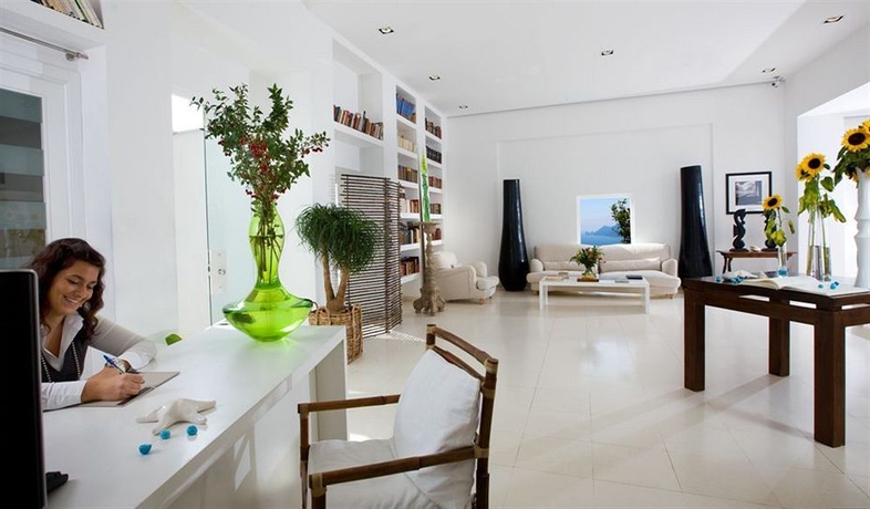 Imagen de los interiores del Hotel Relais Blu. Foto 8