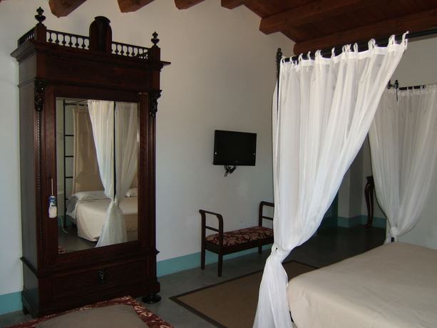 Imagen de la habitación del Hotel Relais Casa Mirabile. Foto 6
