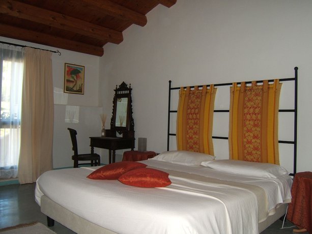 Imagen de la habitación del Hotel Relais Casa Mirabile. Foto 8