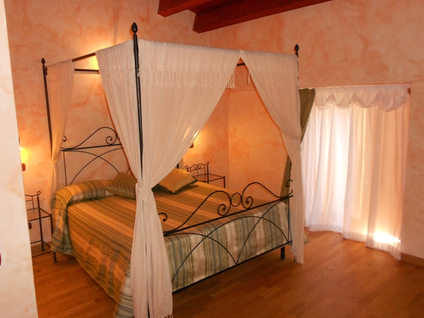 Imagen de la habitación del Hotel Relais Castrum Boccea. Foto 5