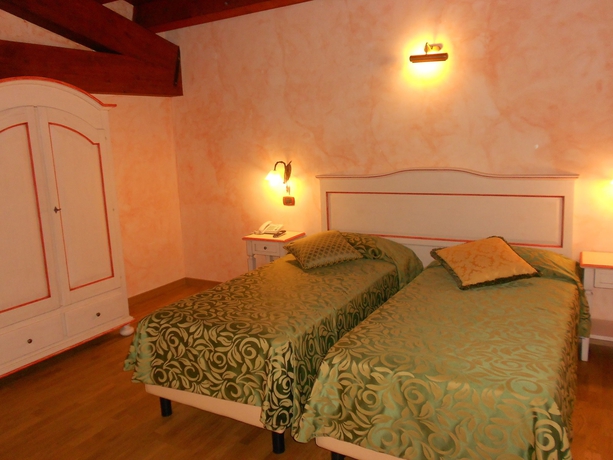 Imagen de la habitación del Hotel Relais Castrum Boccea. Foto 7
