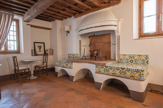 Imagen de la habitación del Hotel Relais Corte Rodeschi. Foto 7