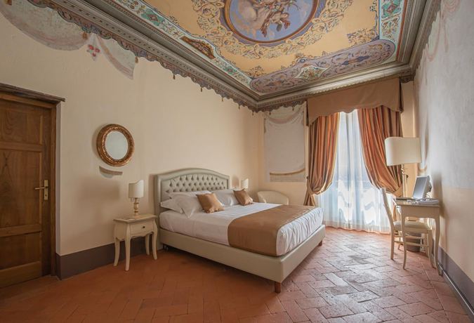 Imagen de la habitación del Hotel Relais Corte Rodeschi. Foto 13