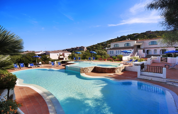 Imagen de la piscina del Hotel Relais De La Costa. Foto 13