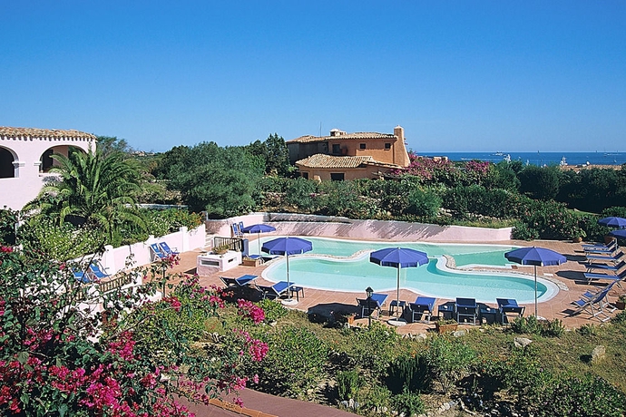 Imagen de la piscina del Hotel Relais De La Costa. Foto 15