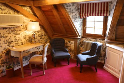 Imagen de la habitación del Hotel Relais De La Poste, La Wantzenau. Foto 7