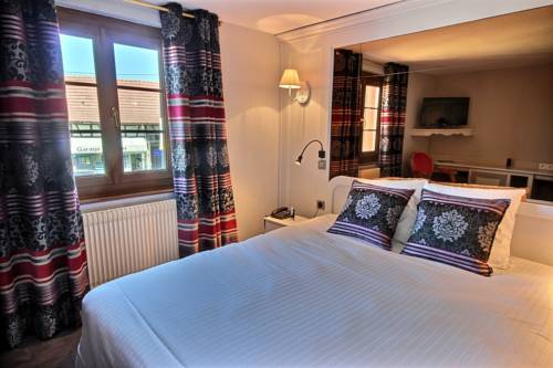 Imagen de la habitación del Hotel Relais De La Poste, La Wantzenau. Foto 8