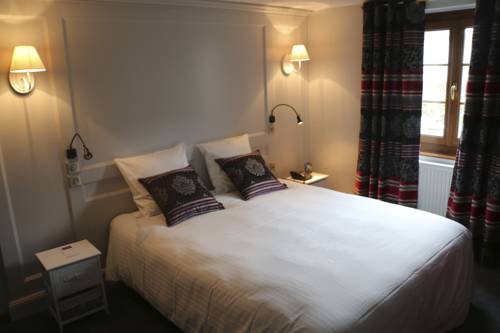 Imagen de la habitación del Hotel Relais De La Poste, La Wantzenau. Foto 12