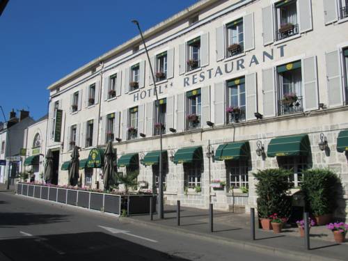 Imagen de la habitación del Hotel Relais De La Poste, Pithiviers. Foto 2