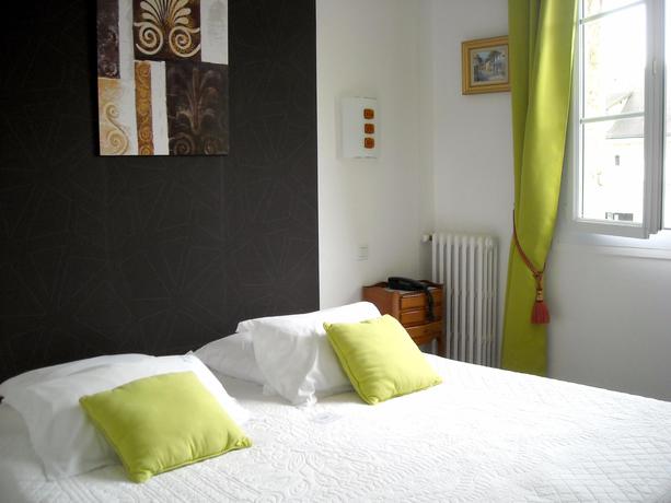 Imagen de la habitación del Hotel Relais De La Poste, Thury-Harcourt. Foto 4