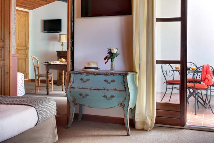 Imagen de la habitación del Hotel Relais De L'oustau Camarguen. Foto 10