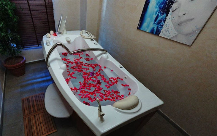 Imagen de la piscina del Hotel Relais De Margaux Golf and Spa. Foto 4