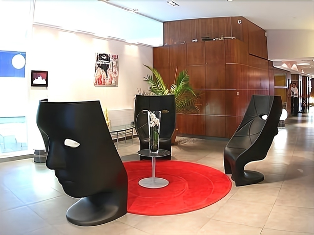 Imagen de los interiores del Hotel Relais De Vincey. Foto 16