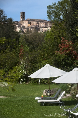 Imagen de los exteriores del Hotel Relais Della Rovere. Foto 12