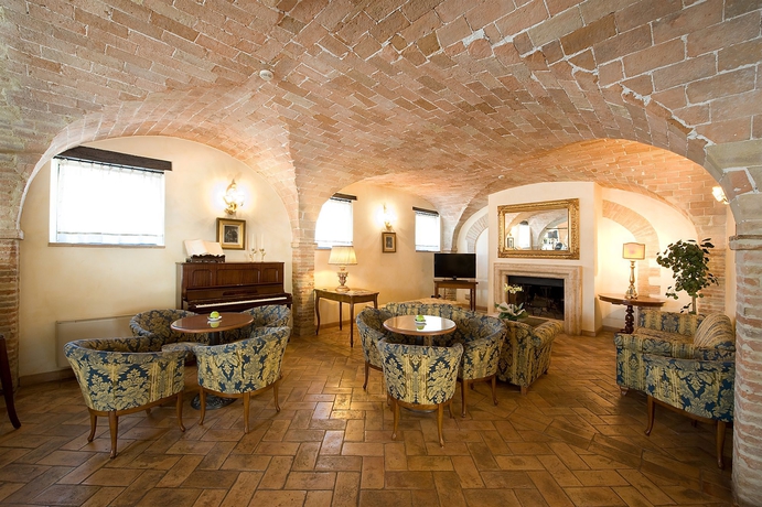 Imagen de los interiores del Hotel Relais Dell'olmo. Foto 11