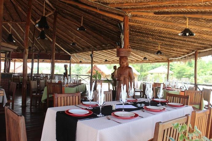 Imagen del bar/restaurante del Hotel Relais Du Kirindy. Foto 5
