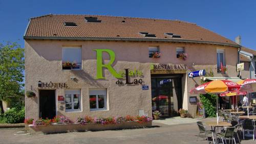 Imagen general del Hotel Relais Du Lac, Longeau-Percey. Foto 1