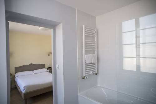 Imagen de la habitación del Hotel Relais Du Loir. Foto 6