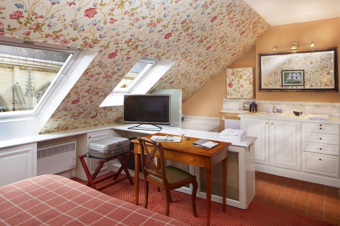 Imagen de la habitación del Hotel Relais Du Louvre. Foto 17