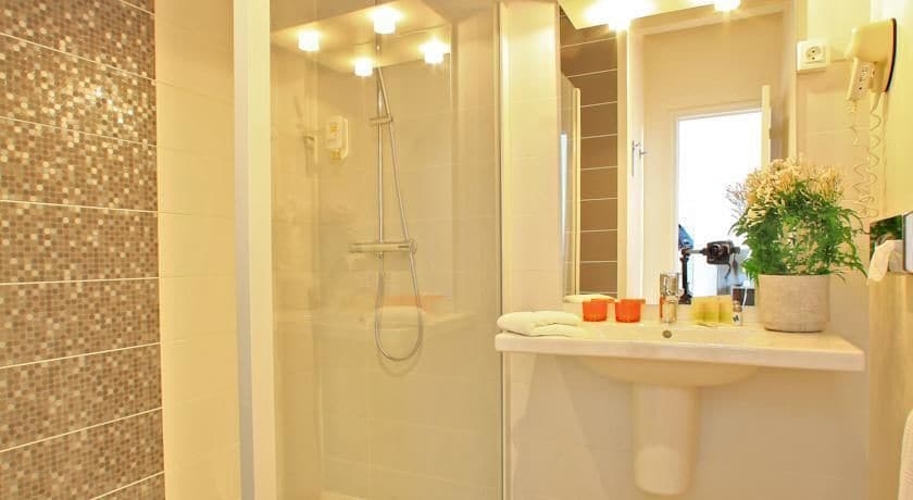 Imagen de la habitación del Hotel Relais Du P&eacute;rigord Noir. Foto 8
