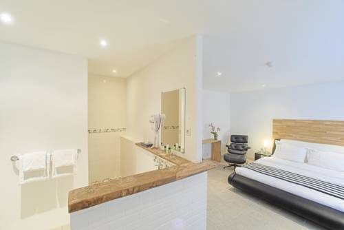 Imagen de la habitación del Hotel Relais Du Silence Château Du Bois Guy. Foto 3