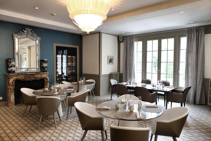 Imagen del bar/restaurante del Hotel Relais Du Silence Le Jardin Des Plumes. Foto 2