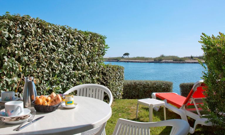 Imagen de los exteriores del Hotel Relais Et Châteaux Thalasso and Spa Ile De La Lagune. Foto 21