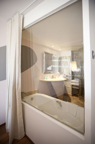 Imagen de la habitación del Hotel Relais Et Châteaux Thalasso and Spa Ile De La Lagune. Foto 17