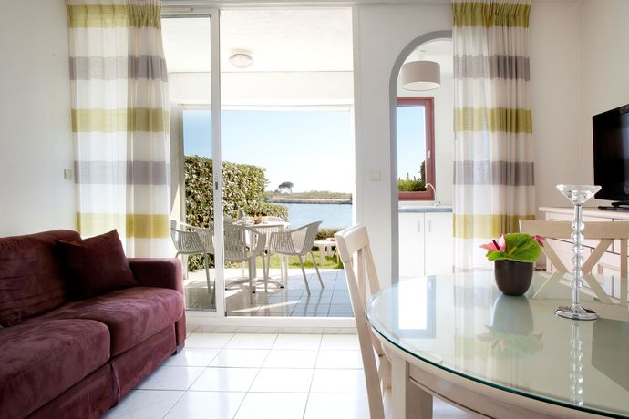 Imagen de los exteriores del Hotel Relais Et Châteaux Thalasso and Spa Ile De La Lagune. Foto 23